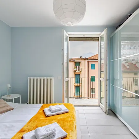 Leopardi 9, Bright - & Station Nearby *