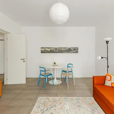 Leopardi 9, Bright - & Station Nearby Lejlighed *