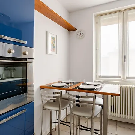 Lejlighed Leopardi 9, Bright - & Station Nearby Lecco