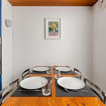 Leopardi 9, Bright - & Station Nearby * Lecco