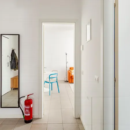 Leopardi 9, Bright - & Station Nearby Lejlighed *