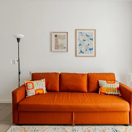 Leopardi 9, Bright - & Station Nearby Lecco